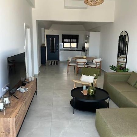Penthouse Med Privat Saltvannsbasseng Pa Esentepe Beach كيرينيا المظهر الخارجي الصورة