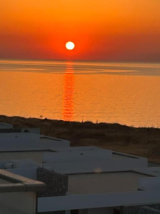 Penthouse Med Privat Saltvannsbasseng Pa Esentepe Beach كيرينيا المظهر الخارجي الصورة